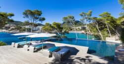 MAGNIFICENT SEA’S EDGE FRONT LINE