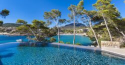 MAGNIFICENT SEA’S EDGE FRONT LINE